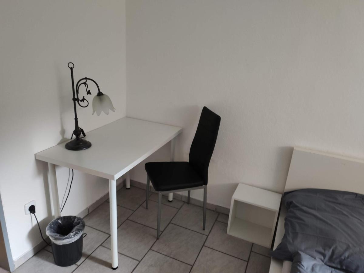 Schoenes Einfaches Zentrales Zimmer In Oldenburg Zewnętrze zdjęcie
